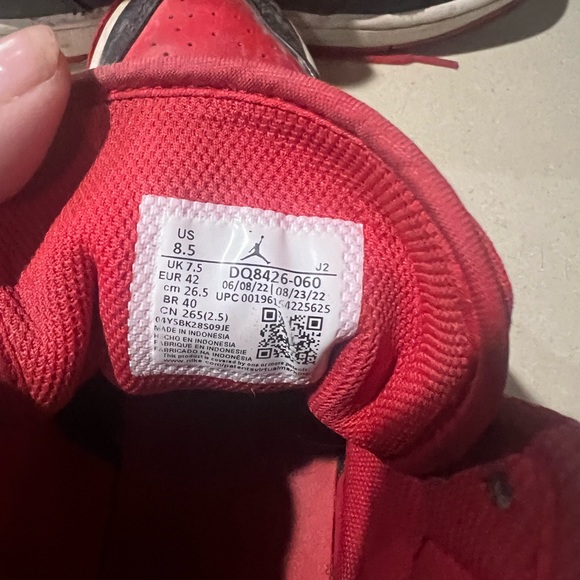 Air Jordan mid - Picture 3 of 3